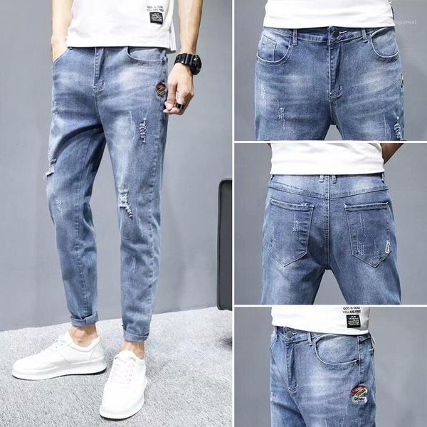 Jeans masculinos Atacado 2022 Coreano Light-colorido Outono Fino Rasgado tornozelo Comprimento Calças Cowboys Bordado All-Match Slim