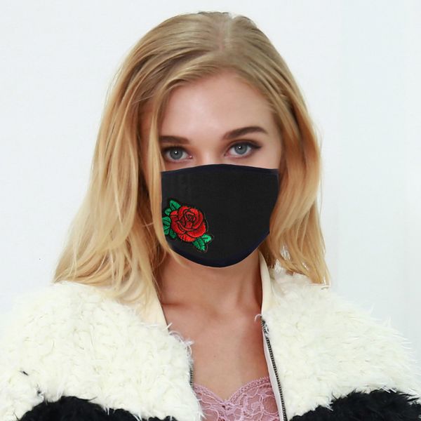 

popular for women fashion embroidered cloth face mask dust-proof anti-spray washable reusable masks 4 st