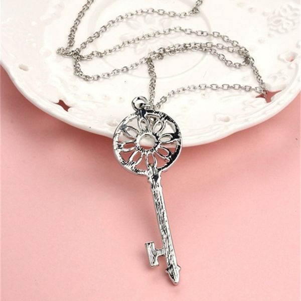 

pendants rhinestone key chain charms necklace statement necklacessh8t