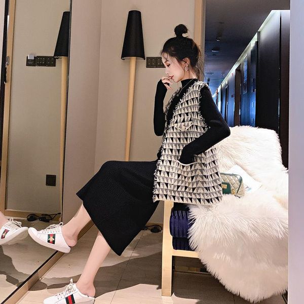

new small fragrance style cardigan vest and dress 2-piece set, Black;white