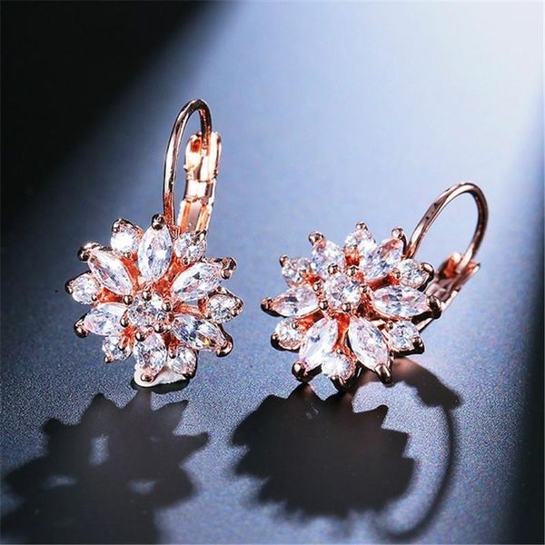 

2020 fashion rose gold color hoop earrings flower cluster clear crystal zirconia earrings for women jewelry, Golden;silver