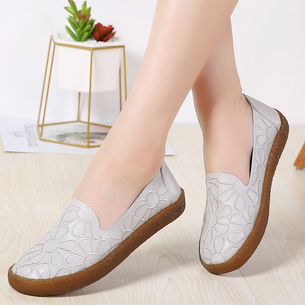 

2021 the new flower woman genuine leather see shallow slither women's flat shoes cut-outs female moccasins 3vj1, Black