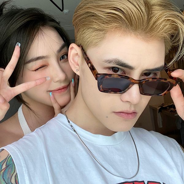 

1996 co branded with jennie men's korean hip hop small frame polarized uv sunglasses for women