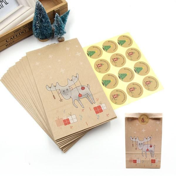 

12pcs lot 2 size kraft paper candy boxes christmas gifts supplies guests packaging boxes merry christmas favor party decorations wmtmuj