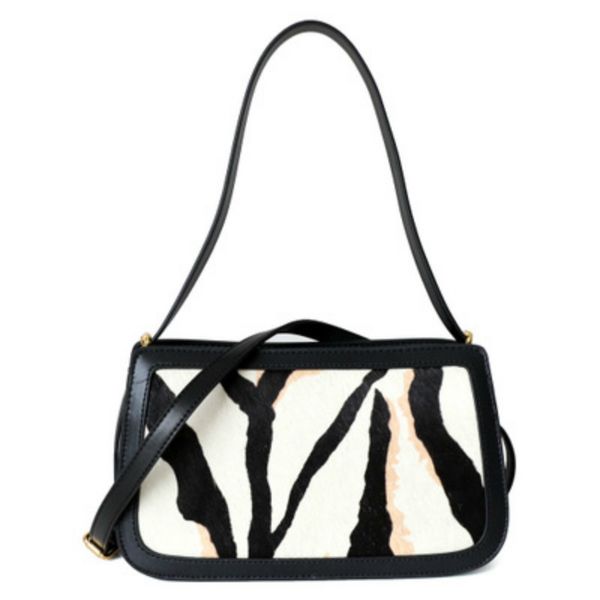 

leather coated with an armpit zebra grain 2020 new retro messenger bag, Red;black