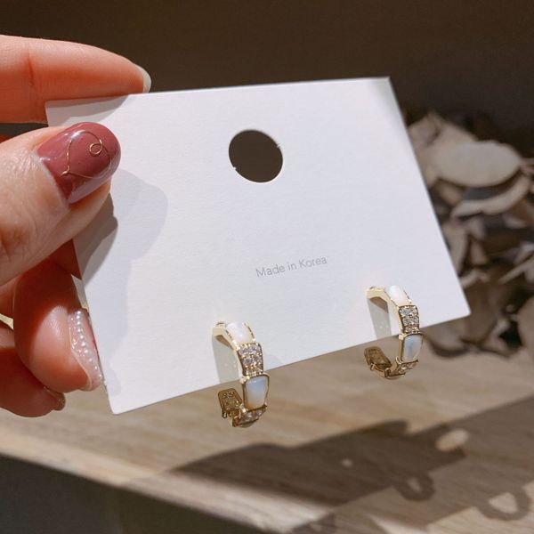 

npkds полошенная игровая серьги серьги cpal темперамент простая мода женские серьги серьги студенты, Golden