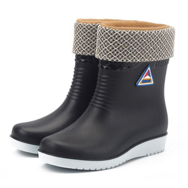 

2021 new women pvc rain from ladies tornozelo fashion d-proof rubber boots'water not dripping cunts female furry keep snow boots a5we, Black