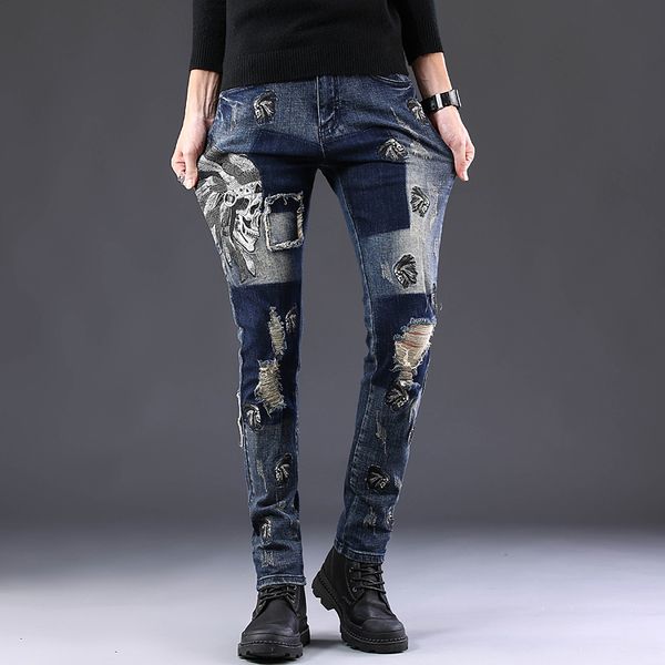 

2021 new breeze men retro-blue fashion thin elastic fit ripped jeans indian skull embroidered hip pants brim 5bgs
