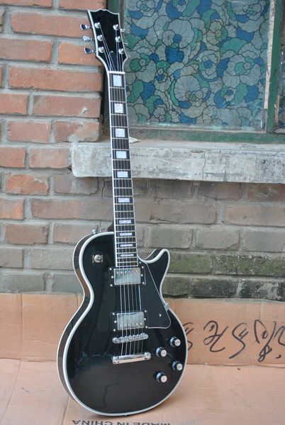 

китай сделал черную гитару hrome hardware и tulip tulip tulip