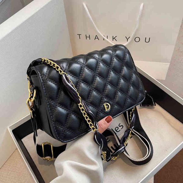 

2022 factory outlet lingge fashion chain foreign style texture messenger commuter women's shoulder bag 1pu6