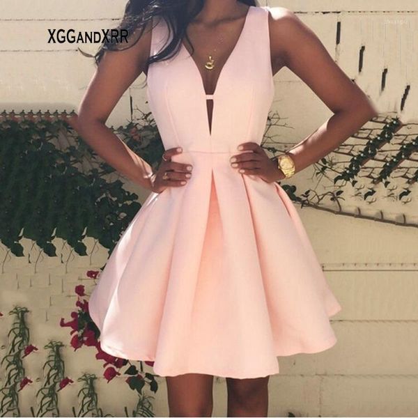 

new arrival a-line homecoming dresses 2019 short proms gowns backless spaghetti straps v-neck mini vestido de festa curto1, White;black