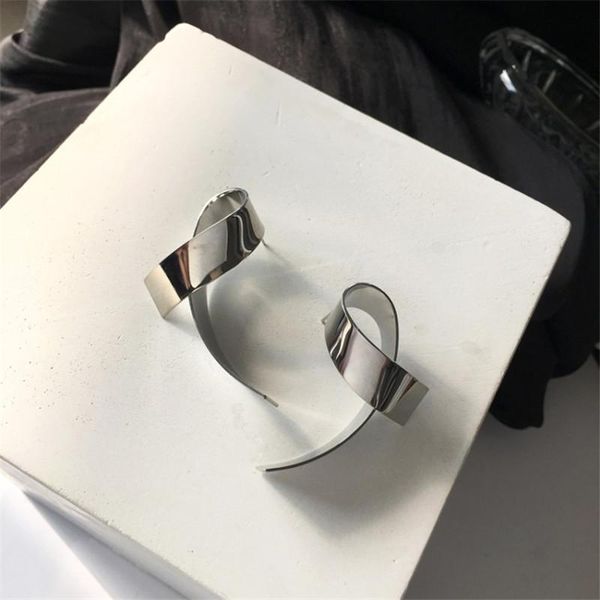 

модный золотой серебряный цвет гладкие витая большие серьги оптом ювелирные изделия круглый большой размер серьги женщины, Silver