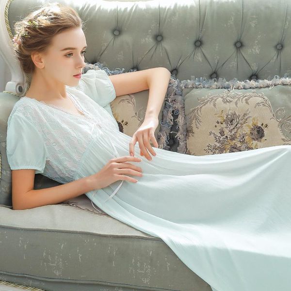 

women's sleepwear solid long-sleeved cotton nightdress sweet lace long nightgown princess loose nightwear women party night gown, Black;red
