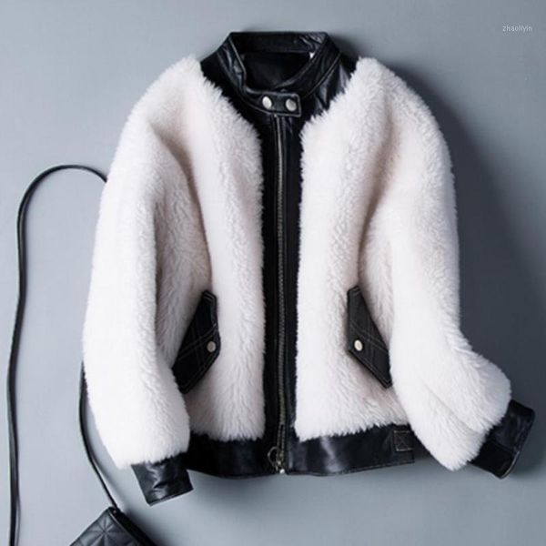 

winter new sheep shearing faux fur coat female short lamb hair jackets particles anti-season pu leather stitching wool coat f2031, Black