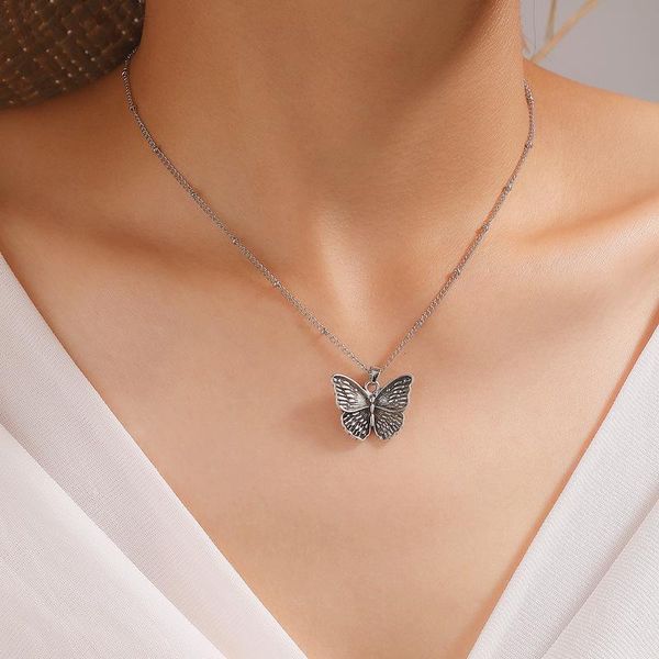 

brling new 2020 fashion ins vintage chain pendant choker hollow butterfly short clavicle necklace for women girls gifts party, Golden;silver