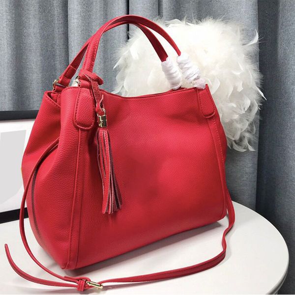 

red large tote bag famous name handbag leather lether decoration 3 colours interior zipper pocket women luxurys designers bags 2021