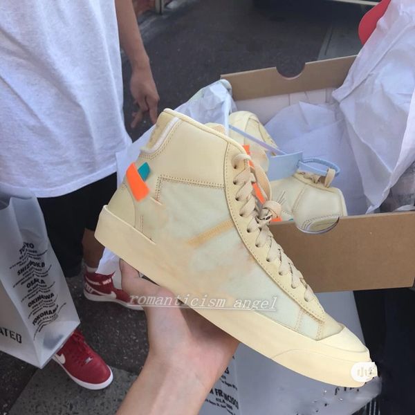 

2021 ale mid fashion mens shoes all hallows eve grim reaper queen white womens comfortable breathable size 36-45, Black