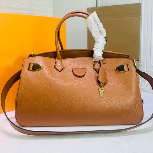 

quality tote bag women shoulder weekend outing bag oversized travel handbag pouch real leather bag inside zipper patch pocket