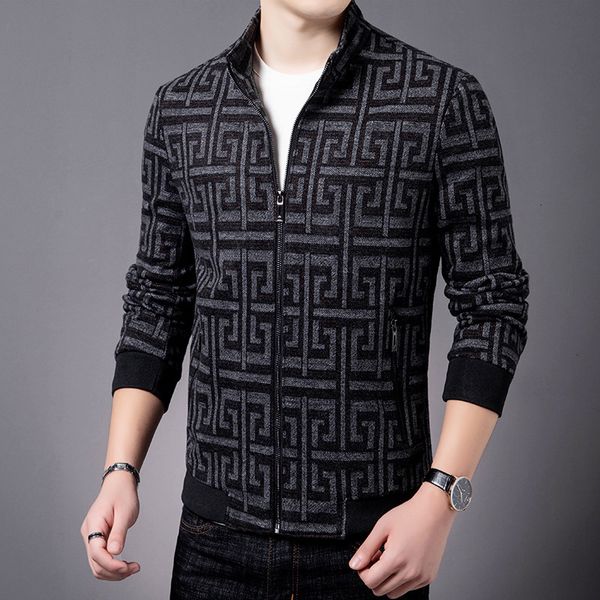 

middle aged old coat men's spring and 2020 new father autumn loose leisure sports jacket men, Black;brown