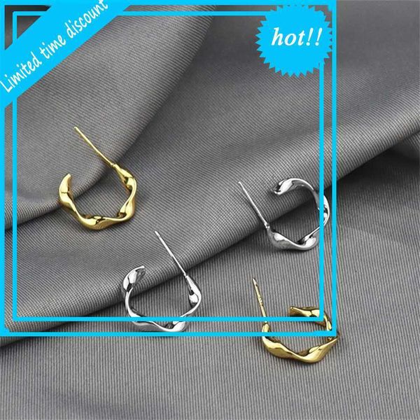 

korea new twist wave small fresh earrings creative niche design girl temperament jewelry, Golden