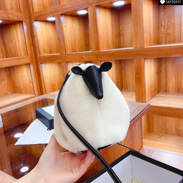 

2021 cute sheep shoulder bags mini crossbody bag winter small handbags baby girl gifts girl tote bag