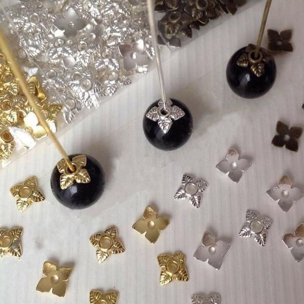 

100pcs retro flower metal bead end caps for jewelry making gold silver tone beads caps jewelry diy acc qylbdy