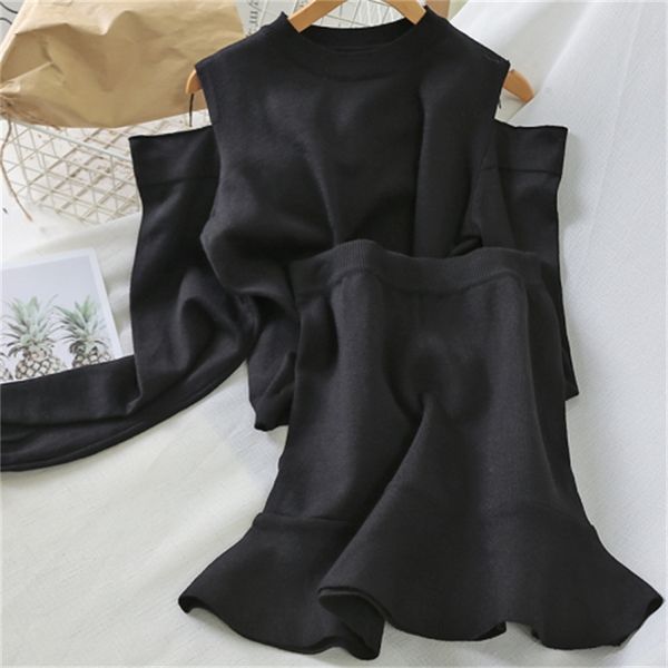 

2021 new early spring ladies suit knitted off-shoulder shirt fishtail skirt two-piece 2 piece set women pauj, Gray