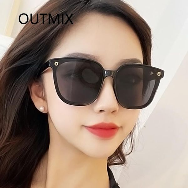 

sunglasses 2021 fashion women's oval plastic frame men's uv400 classic retro brand sport driving glasses, White;black