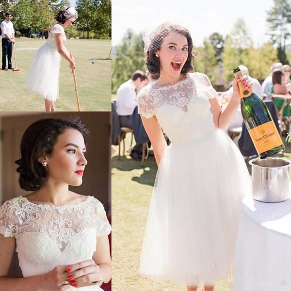 

short length lace wedding dresses outdoor summer tulle a line bridal gowns lace short sleeves tea length plus size bride gowns 2021, White