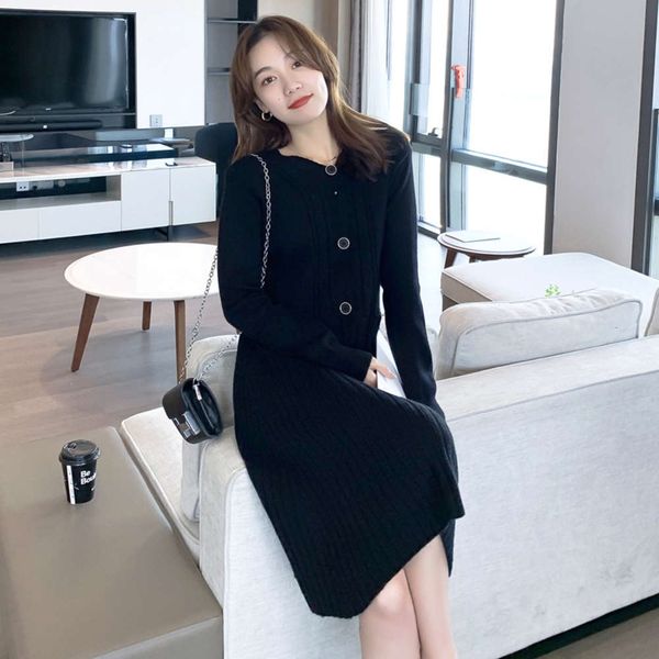 

sweater pregnant women autumn and winter cloth spicy mother wear fashion versatile knitted drs super xianxian thin age reducing skirt, White