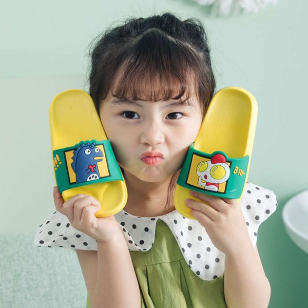 

monster 2020 children's summer new play slippers big children cartoon cute home antiskid men's and women's casual sandals, Black;red