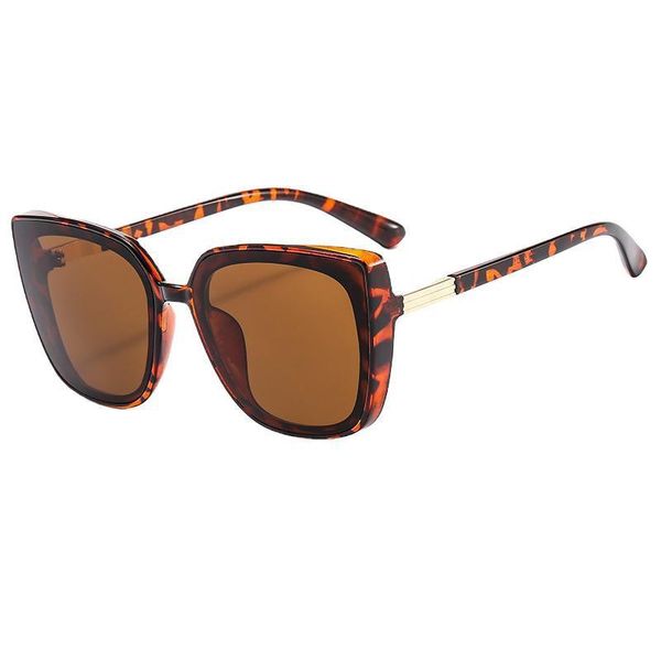 

2021 trend beautiful and lovely Sunglasses Women retro UV400 women's Sunglasses Women's elegant glasses, White;black