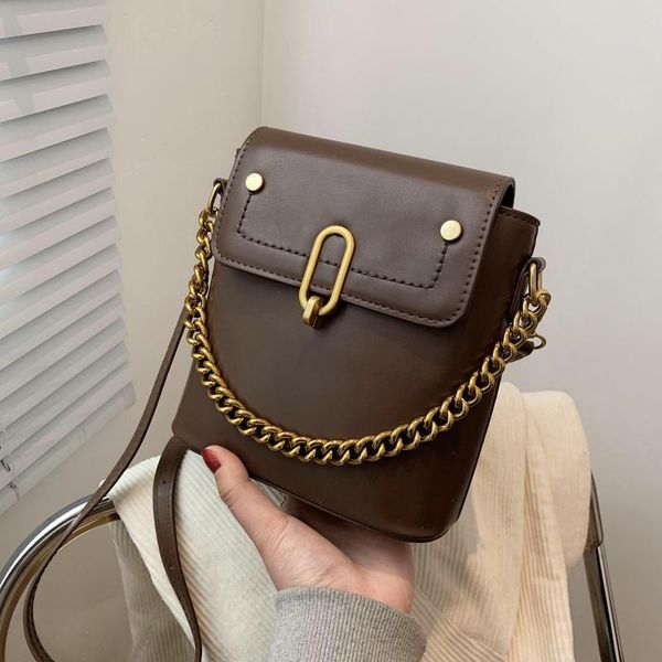 

metal chains shoulder belt women bag quality leather buckle flap messenger bag sac femme 2021 spring crossbody