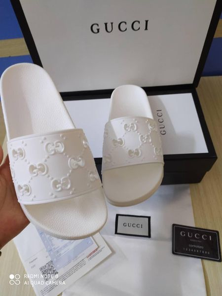 

2021 fashion match, designer slippers new r luxury slides men's summer rubber sandals beach slippers fashion wear-resistant slippers in, Black