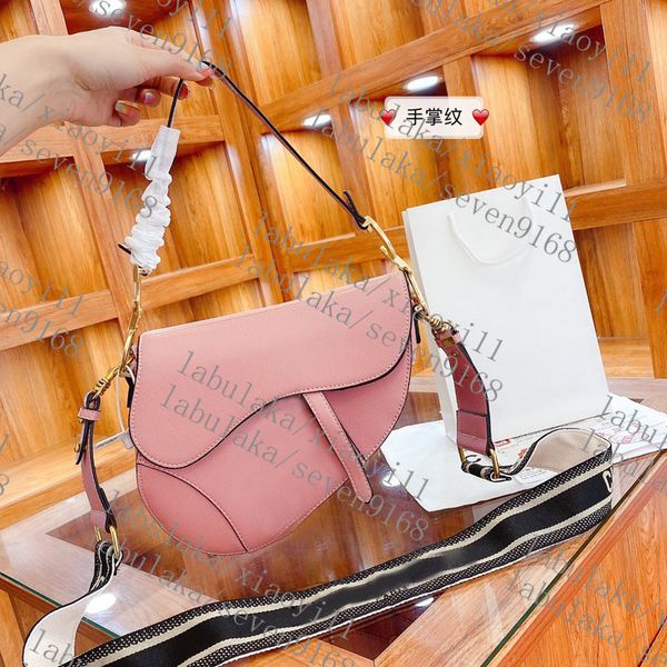 

women leather genuine quality purse handbags saddle shoulder metal bag strap pendant shoulder bags 2020handbag crossbody bagcowhide kavl, Red;black