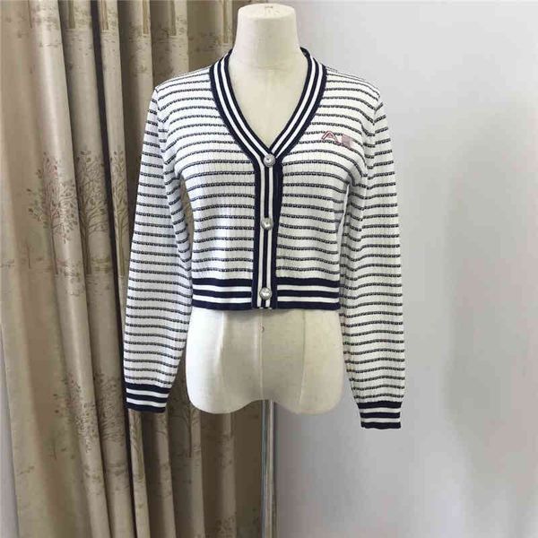 

2022 factory wholesale new autumn and winter ba tong striped short long sleeved knitted cardigan casual wide leg flared pants set women, Gray