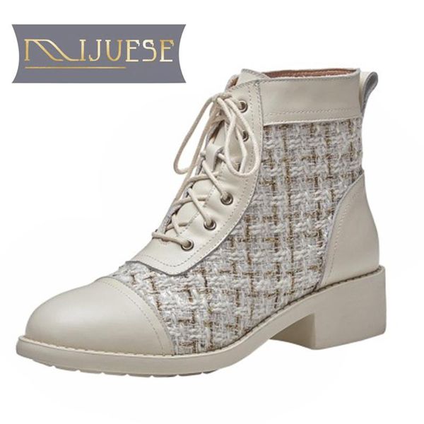 

MLJUESE 2021 women soft ankle boots cow leather lace up boots winter short plush round toe high heels women, Black