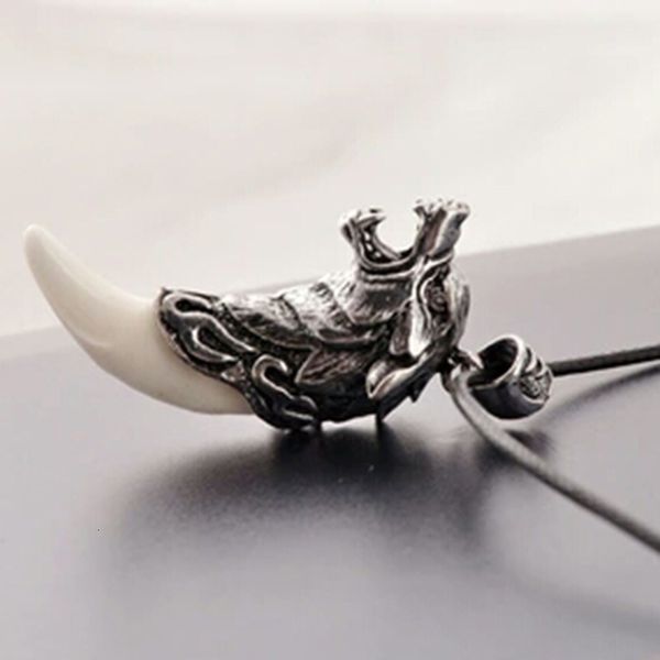 

for wolf and tooth men pendant women necklace, Silver