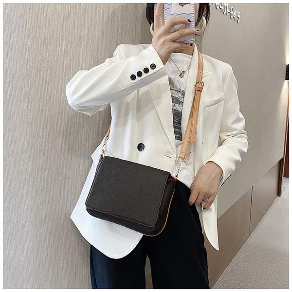 

новые сумки на плечо для женщин сумочка crossbody сумка известный бренды дизайнерские сумки высококачественные цветочные печать crossbody су, Black;red