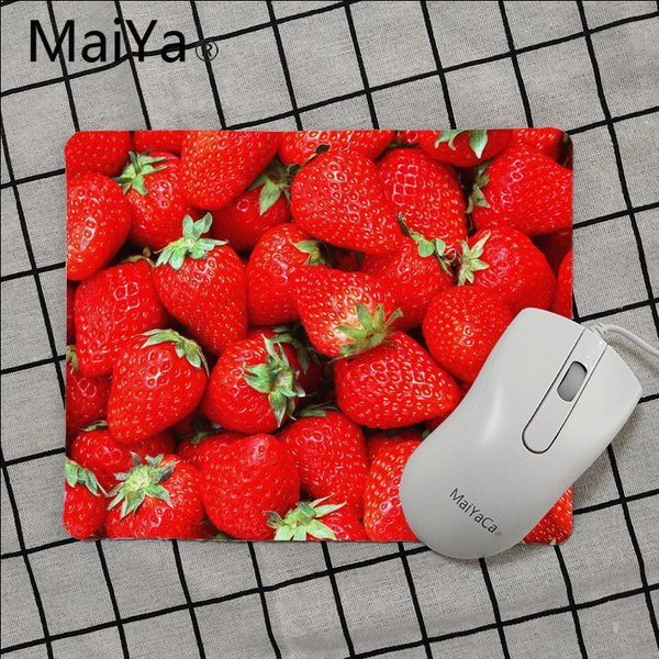 

4fds2awmaiya cartoon strawberry comfort mat mousepad selling wholesale gaming pad mouse