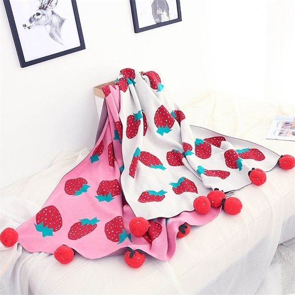 

100x120cm girls strawberry 2 layers winter thick cotton knitted baby blanket with tassels balls kids back seat cover kids quilt y201009
