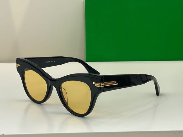

womens sunglasses for women men sun glasses mens 1004 fashion style protects eyes uv400 lens with case, White;black
