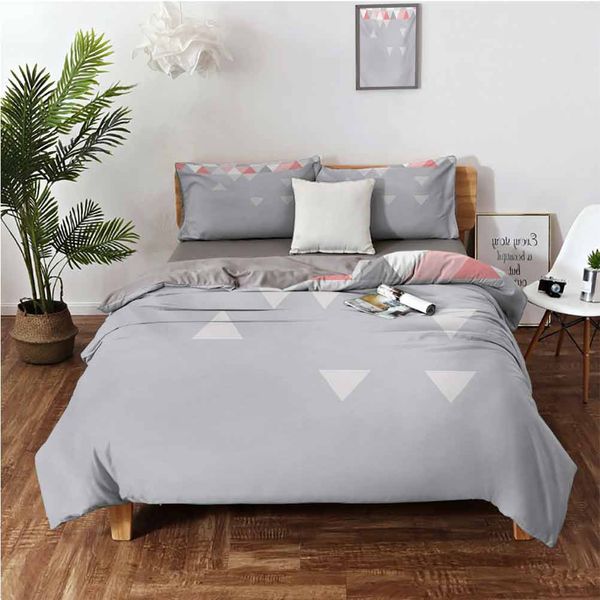

geometric triangles polygonal style modern symmetric forms art patternbedding 3-piece set