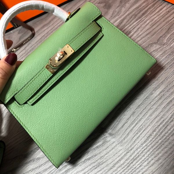 

designers purse, handmade quality, 19.5cm,avacado green, epsom leather,wax thread,gold and silver hardware,whosale price,fast delivery,conta