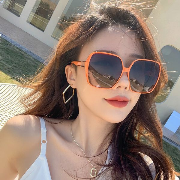 

women's trend polarized sunglasses tr frame hd polarizing lenses suitable for street shooting travel driving 7709 five-color choice wit, White;black