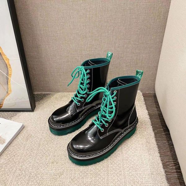 

super calfskin martin boots three color optional simple and easy, Black