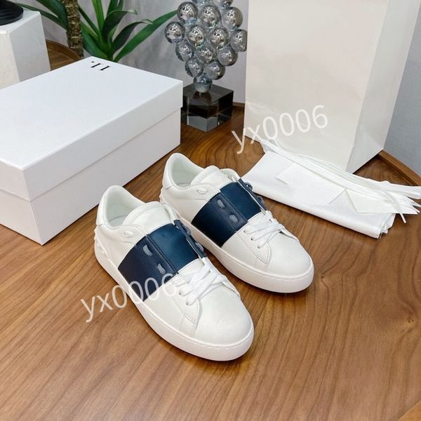 

2022 sale fashion triple women shoes platform sneakers breathable black white bred trainers sports running casual outdoor comfortable shoe y, Red;white