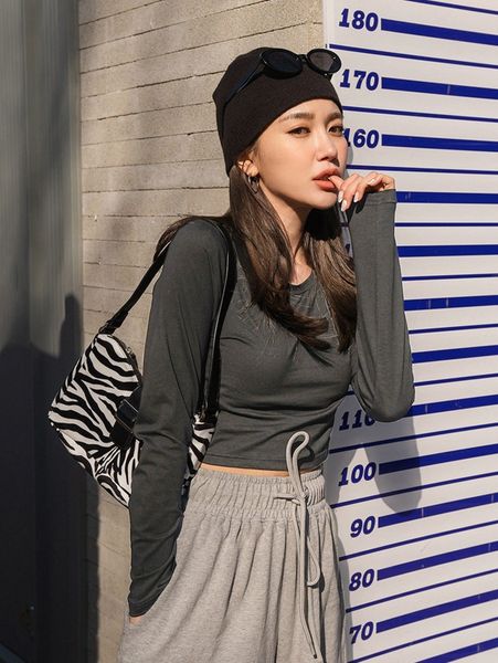

dazy solid long sleeve crop tee h4u2#, White