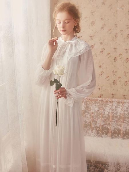 

2018 new spring women's long robe lace sleepwear vintage princess loose white and pink thin one piece robe1, Black;red