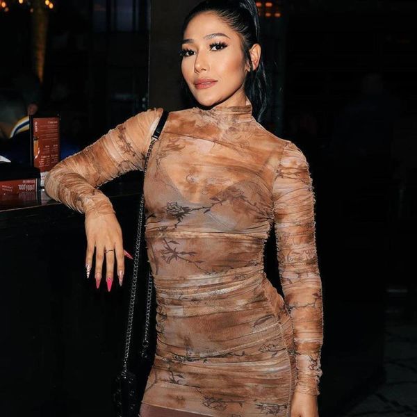 

new autumn / winter 2019 women's wind round neck long sleeve mesh printed slim dress, Black;gray